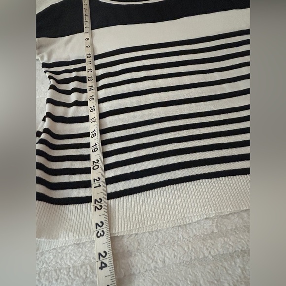 Apt. 9 Black and White Stripe Women’s Long Sleeve Top L - Picture 6 of 12